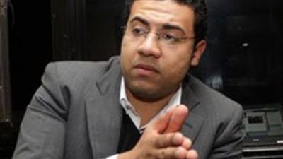 أحمد خيرى يطالب أراجوزات مرسى بالصمت