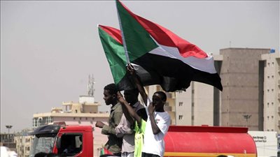 السودان يحظر عمل التجار المصريين