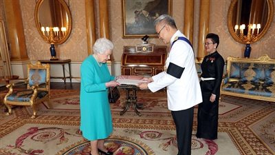 ملكة بريطانيا تعزي ضحايا هجوم لندن وتشكر الشرطة