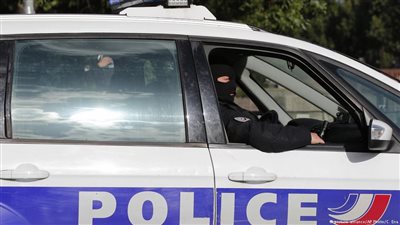 مصدر رسمي: محتجز رهائن جنوب فرنسا ينتمي لـ«داعش»