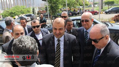 بالصور.. وصول وزير التموين لمعرض 