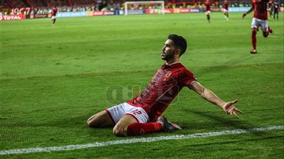 «الأحمر قال كلمته.. وأزارو ساب بصمته» الأهلي يكتسح النجم الساحلي «6-2» ويضرب موعدًا مع الوداد بنهائي أفريقيا.. والبدري يؤكد مقولة «الأهلي بمن حضر»