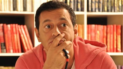 خطيبة «مصطفى شعبان» تهرب من الفرح في «مولانا العاشق»