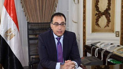 مدبولي يتابع إجراءات مواجهة السحابة السوداء بالقاهرة الكبرى