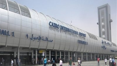 تأخر إقلاع رحلتين دوليتين بسبب ظروف التشغيل وسوء الأحوال الجوية