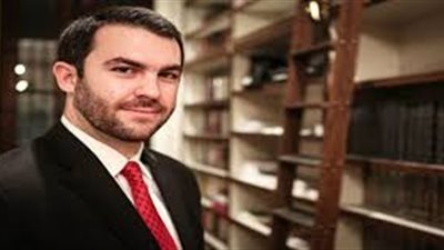 موقع إسرائيلي: اتهام متحدث باسم نتنياهو بالتحرش بـ12 سيدة