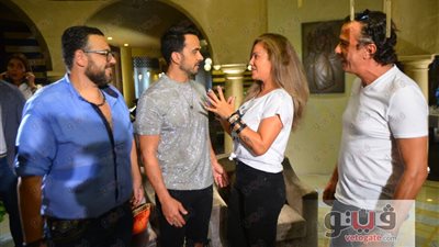 بالصور.. نيكول سابا تلتقي مطرب «Despacito» لتترويج للسياحة في مصر