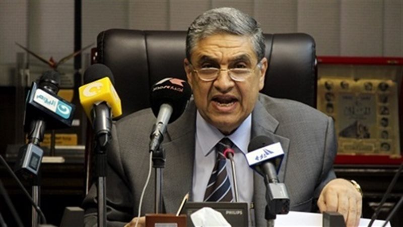  الدكتور محمد شاكر،