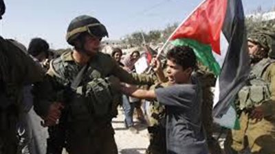 بريطانيا تدعو إسرائيل لتحسين معاملة أطفال فلسطين المحتجزين