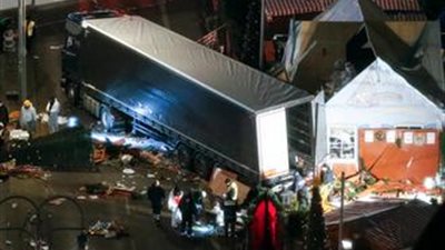 معاناة متضرري هجوم برلين بسبب جدل شل يد المساعدة الحكومية