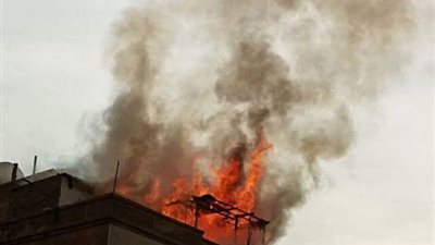 أول صور لحريق شقة حلوان