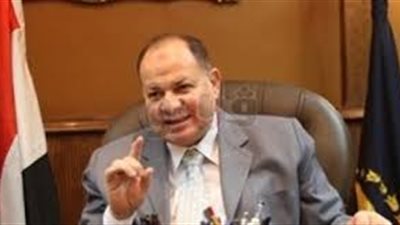 محافظ الفيوم يتابع مبادرة «جمّل مدينتك» ويكرم عددًا من المشاركين