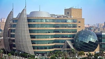 ضبط فتاتين لنصبهما على المواطنين بجمع تبرعات لـ«57357»