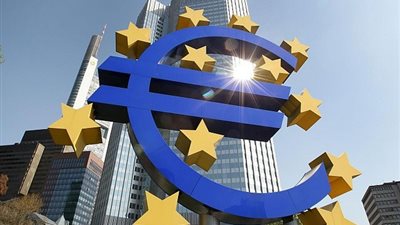 المركزي الأوروبي يتوقع تراجع نمو منطقة اليورو بمقدار 0.3%