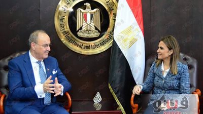 سحر نصر تبحث مع السفير العراقي ترتيبات عقد اللجنة العليا المشتركة