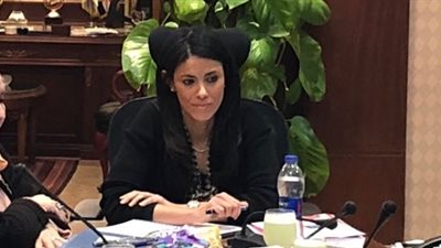 وزيرة السياحة تصدر 88 قرارا بتخفيض ورفع جزاءات بعض الشركات