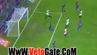 بالفيديو.. برشلونة يتخطى إشبيلية بثنائية ويطارد الريال على القمة