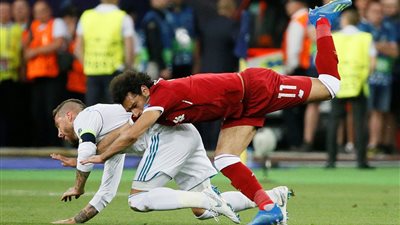 راموس: قصة تعمدي إصابة محمد صلاح أشبه بالمسرحية