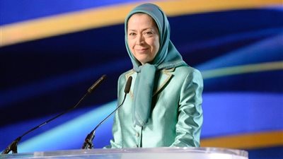 المعارضة الإيرانية تطالب بمحاكمة خامنئي في «مذبحة السجناء»