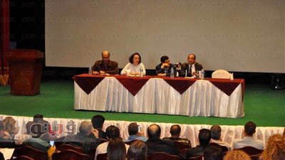 بالصور.. ندوة عن ذاكرة السينما في مهرجان أسوان الدولي لأفلام المرأة