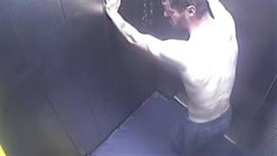 بالفيديو والصور.. رجل يعتدي على كلبه بالضرب 30 دقيقة متواصلة