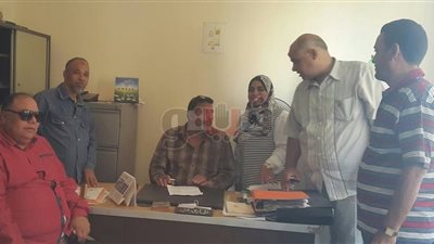 صرف الدفعة الأخيرة من رواتب عمال «الدولية للكيماويات» بالسويس