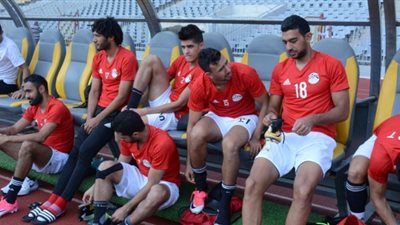 12 لاعبًا على دكة بدلاء المنتخب الوطني أمام البرتغال