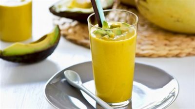 سيروم «القهوة بالأفوكادو» لعلاج العين المجهدة في رمضان