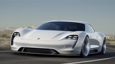 بورش تصميم سيارة «ميشن E» اﻹنتاجية بمحرك كهربائي