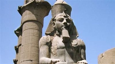 برنامج نقل تمثال رمسيس الثاني إلى البهو العظيم بالمتحف الكبير