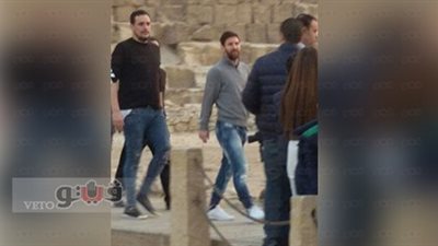 بالصور.. تفاصيل نصف ساعة قضاها ميسي في الأهرامات