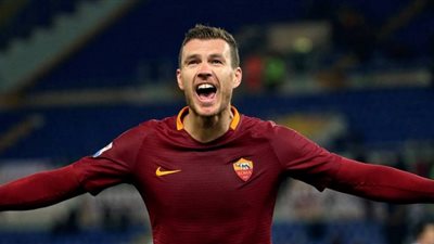 روما يقبل مبدئيًا انتقال دجيكو لتشيلسي ويرفض العرض المادي