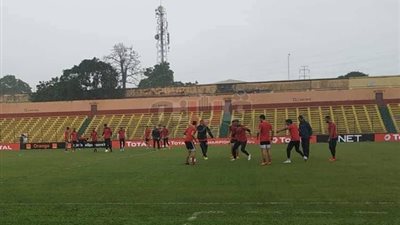 كارتيرون يعاين ملعب مواجهة هورويا.. وتجهيزات خاصة للمباراة