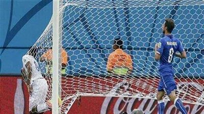 أونكل زيزو حبيبي في مباراة إنجلتزا وإيطاليا