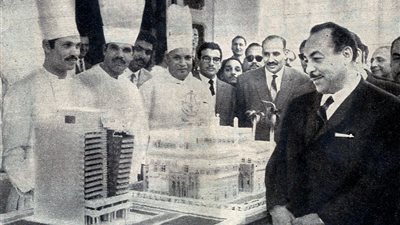 مجسم نادر من الحلوى لفندق عمر الخيام