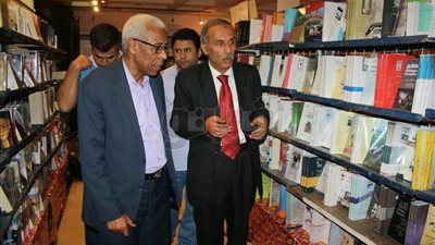 بالصور.. افتتاح معرض كتاب بنها بالتعاون مع دار المعارف
