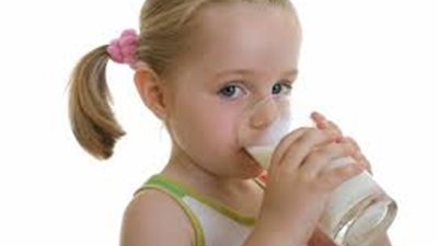 جنبي طفلك الشعور بالعطش في رمضان