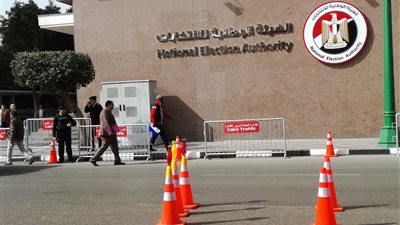 لليوم الثالث.. تشديدات أمنية بمحيط «الوطنية للانتخابات» (صور)