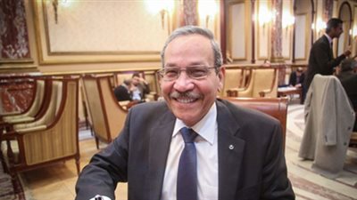 علاء عبد المنعم: إحالة القوانين للحكومة قبل مناقشتها مخالف للائحة