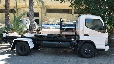 بالصور.. محافظة الإسكندرية تتسلم الدفعة الثالثة لمعدات النظافة