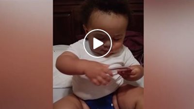 بالفيديو.. طفل 19 شهرا يستطيع القراءة