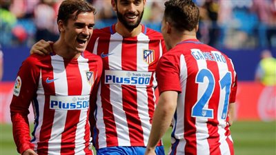 جاميرو وجريزمان في هجوم أتليتكو مدريد أمام ليفركوزن