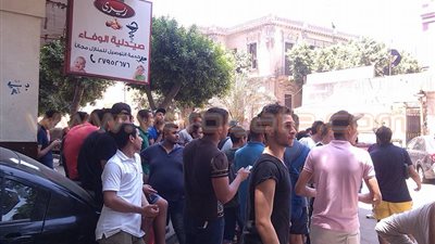 بالفيديو والصور.. طلاب الثانوية العامة يستعدون للتظاهر أمام «الصحفيين»