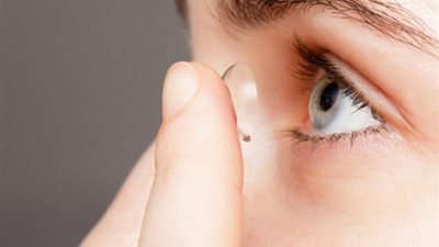 الصين تعالج أمراض العيون باستخدام عدسات القرنية المهملة