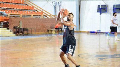 «سلة الزمالك» يتعاقد مع الأمريكي تيريل (صور)