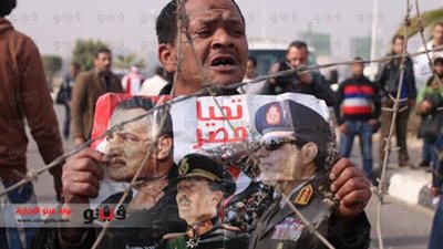 أيمن عبد التواب يكتب: المتآمرون على «السيسي» و«إسقاط النظام»!!.. أخطر المؤامرات هي التي تحاك من داخل النظام نفسه والمحسوبين عليه.. والرئيس قادر على إعادة المتظاهرين إلى بيوتهم بـ&#