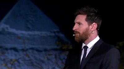 ميسي يغادر مطار غرب القاهرة بعد حضوره حفل السياحة العلاجية