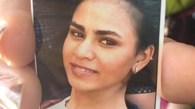 بالصور.. شهادة ميلاد تكشف العمر الحقيقي لـ«فتاة العاشر»