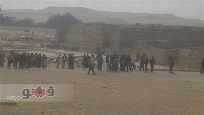 بالفيديو والصور.. 10 مشاهد ترصد زيارة «ميسي».. نجم برشلونة يبدأ بالأهرامات.. يسأل عن «نفرتيتي وتوت عنخ آمون».. يدعو محبيه للسياحة في مصر.. و«سيلفي» شيخ الخفر الأبرز