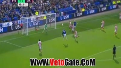 بالفيديو.. رمضان صبحي يشاهد فوز إيفرتون بهدف روني أمام ستوك سيتي